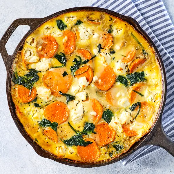 Zoete-aardappelfrittata met spinazie