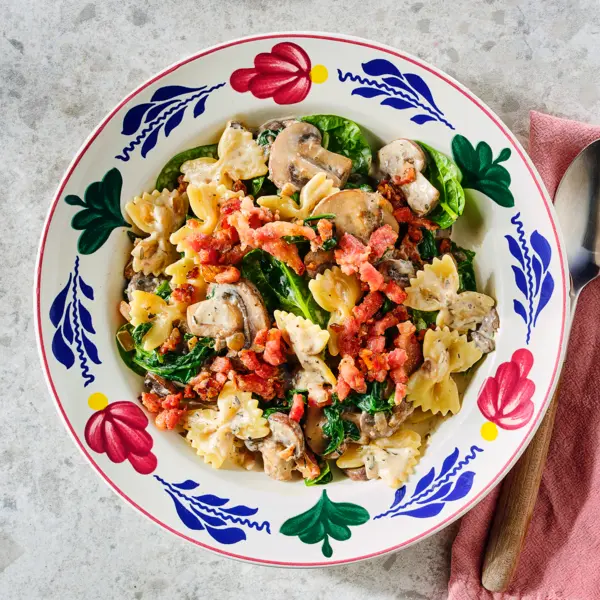 Romige pasta met champignons en spekjes