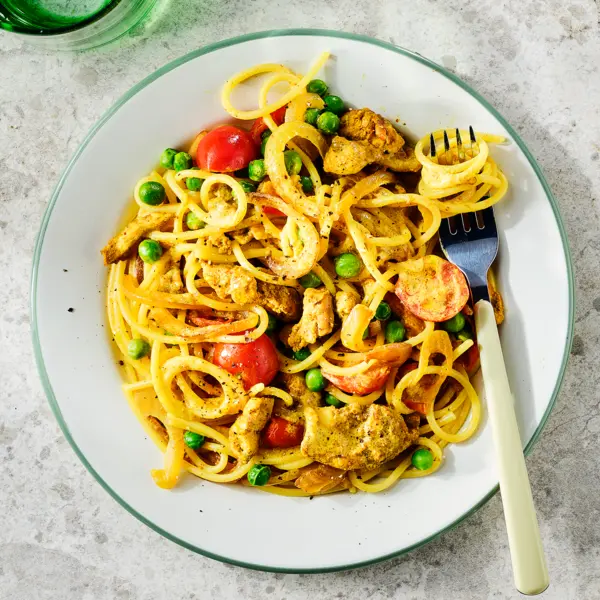 Romige kip masala spaghetti