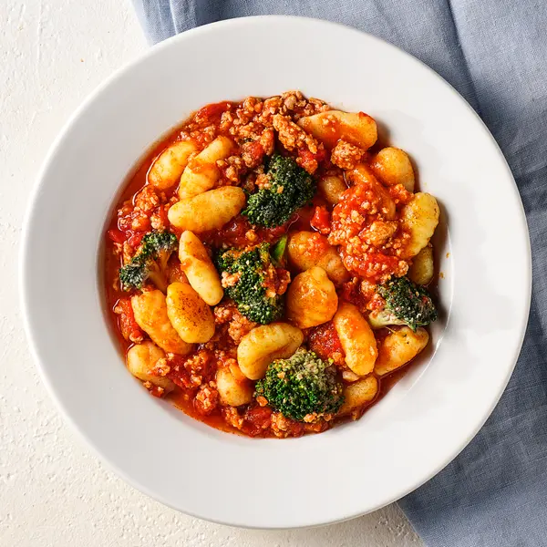 Gnocchi met venkelworst in tomatensaus