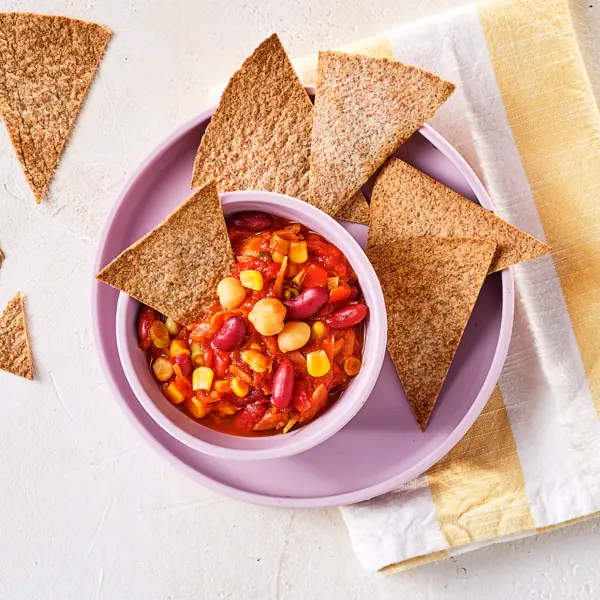 Chili met boontjes en 'chips'