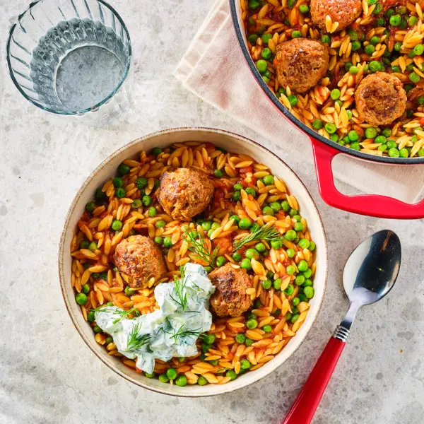 Orzo met harissa-lamsgehaktballetjes