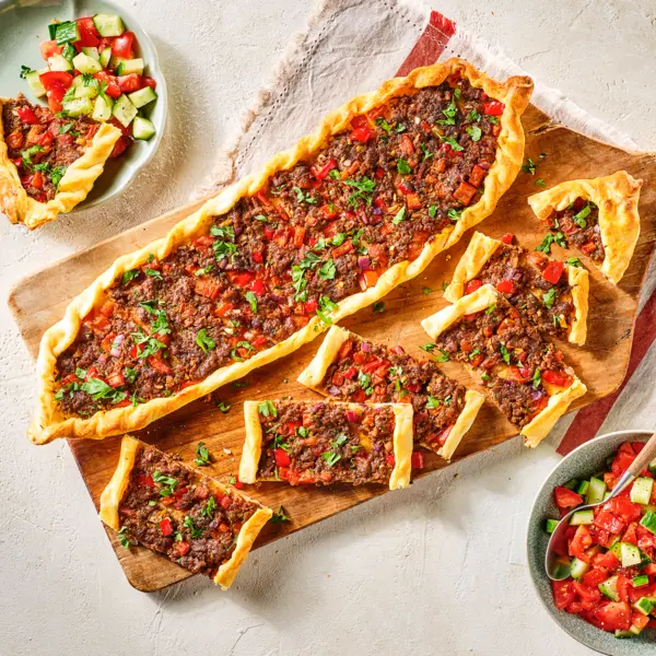 Turkse pide met gehakt