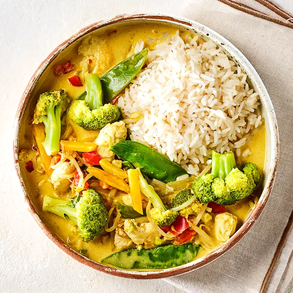 Snelle kipcurry met rijst