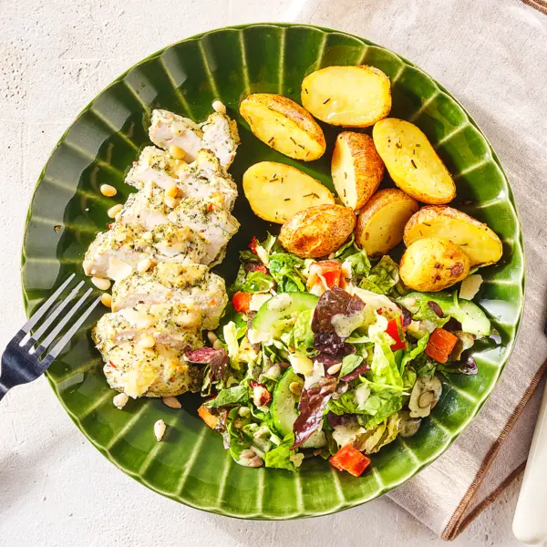 Kip pesto-ovenschotel met aardappeltjes