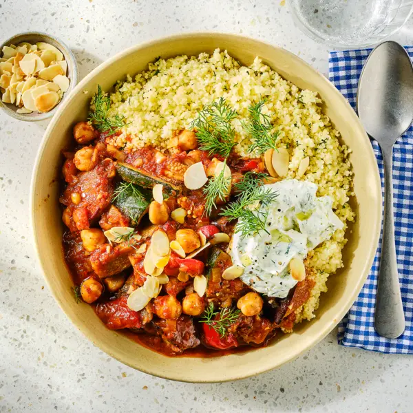 Couscous met harissa-kikkererwtenstoof