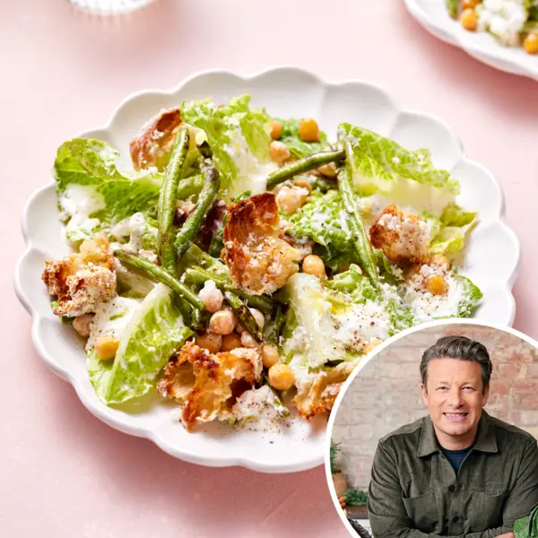 Vega caesarsalade met krokante kikkererwten