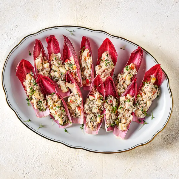 Roodlofschuitjes met makreelsalade