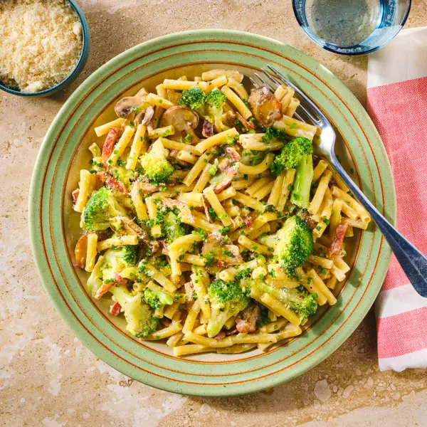Maccheroni in romige broccolisaus